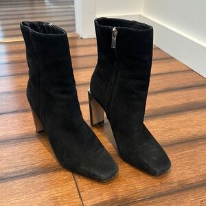 Elegant Black Women's Boots